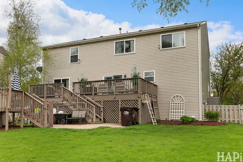 $535,000 | 1053 Wheatland Drive, Crystal Lake, IL 60014