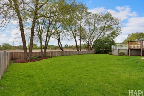 $535,000 | 1053 Wheatland Drive, Crystal Lake, IL 60014