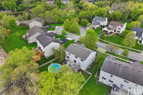 $535,000 | 1053 Wheatland Drive, Crystal Lake, IL 60014