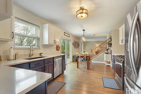 $535,000 | 1053 Wheatland Drive, Crystal Lake, IL 60014