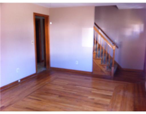 6 Asylum Road Warren, RI 02885 - Photo 4 of 6 Living Room. SUNNY SPACIOUS LIVING ROOM WITH WEST FACING PICTURE WINDOW .