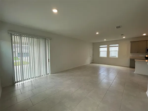 $2,700 | 2165 Sweet Honey Lane, Apopka, FL 32712