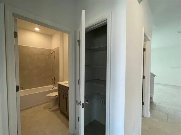 $2,700 | 2165 Sweet Honey Lane, Apopka, FL 32712