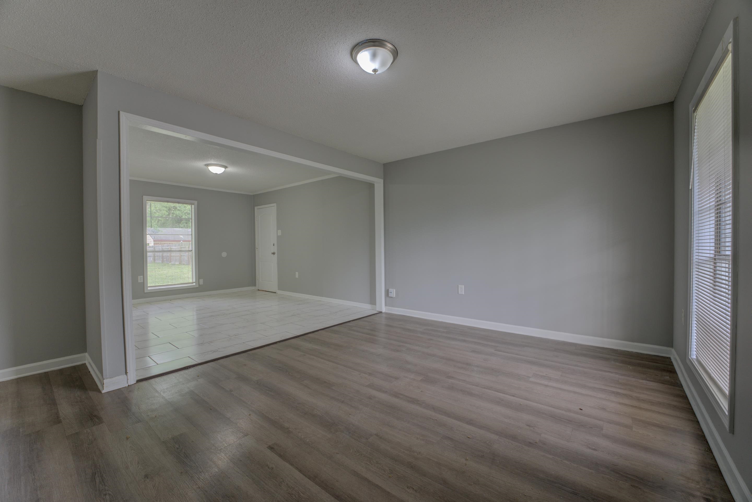 4969 Ruthie Cove Memphis, TN 38127 - Photo 4 of 22 Gallery Image 4