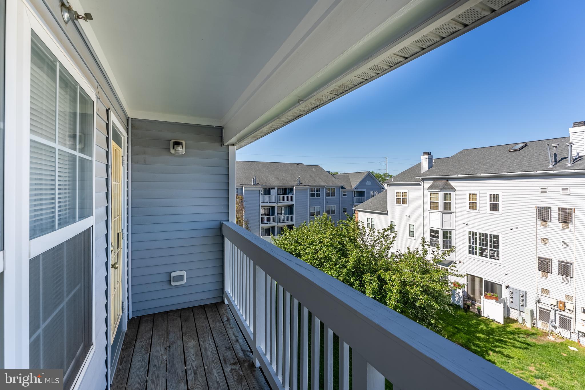 645 Constellation Square Southeast, Unit L Leesburg, VA 20175 - Photo 35 of 44 a view of a balcony with an outdoor space