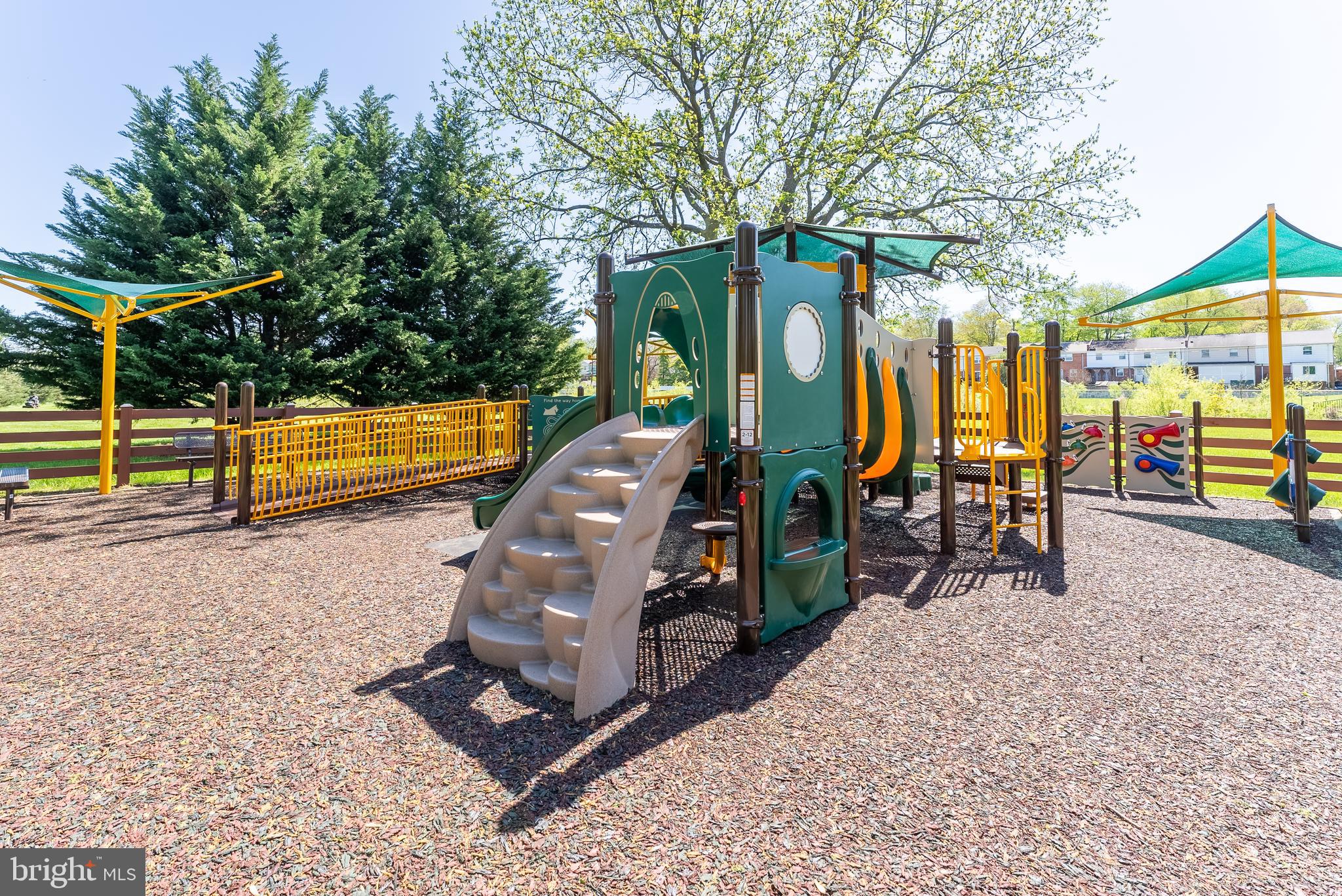 645 Constellation Square Southeast, Unit L Leesburg, VA 20175 - Photo 43 of 44 a view of a swimming pool with a slide