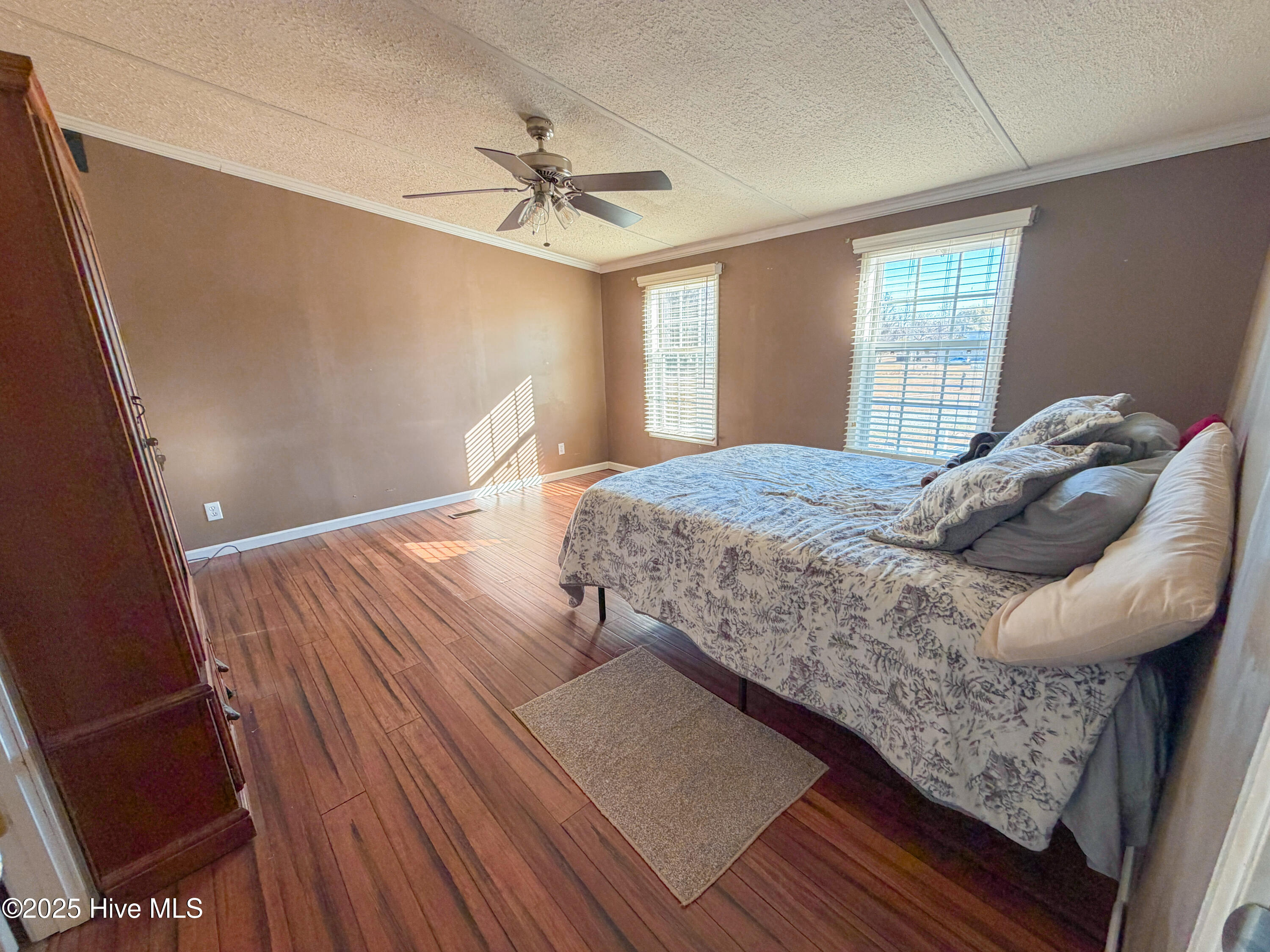 1552 Lancaster Road Pikeville, NC 27863 - Photo 17 of 51 16. Master Suite