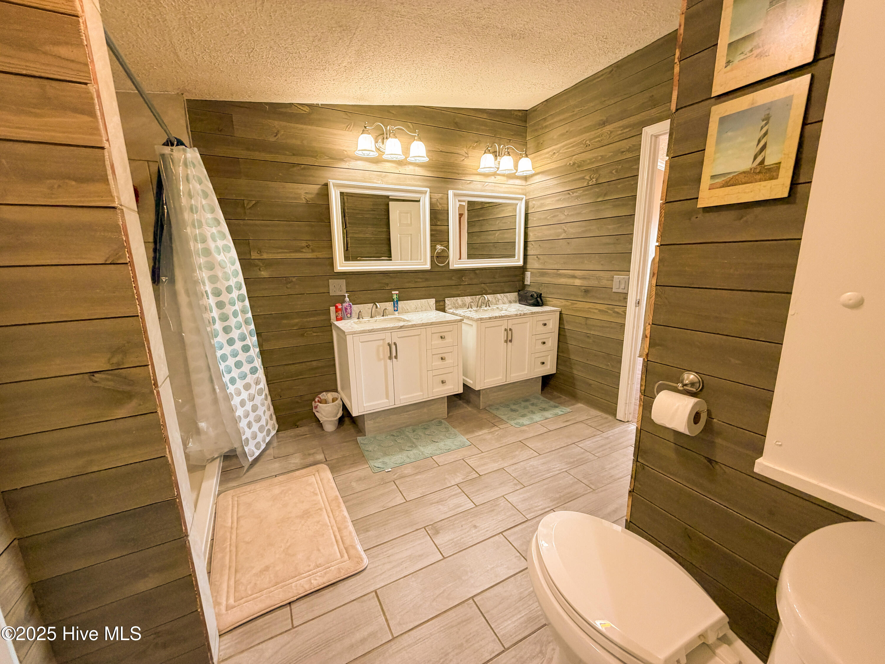 1552 Lancaster Road Pikeville, NC 27863 - Photo 21 of 51 20. Master Suite