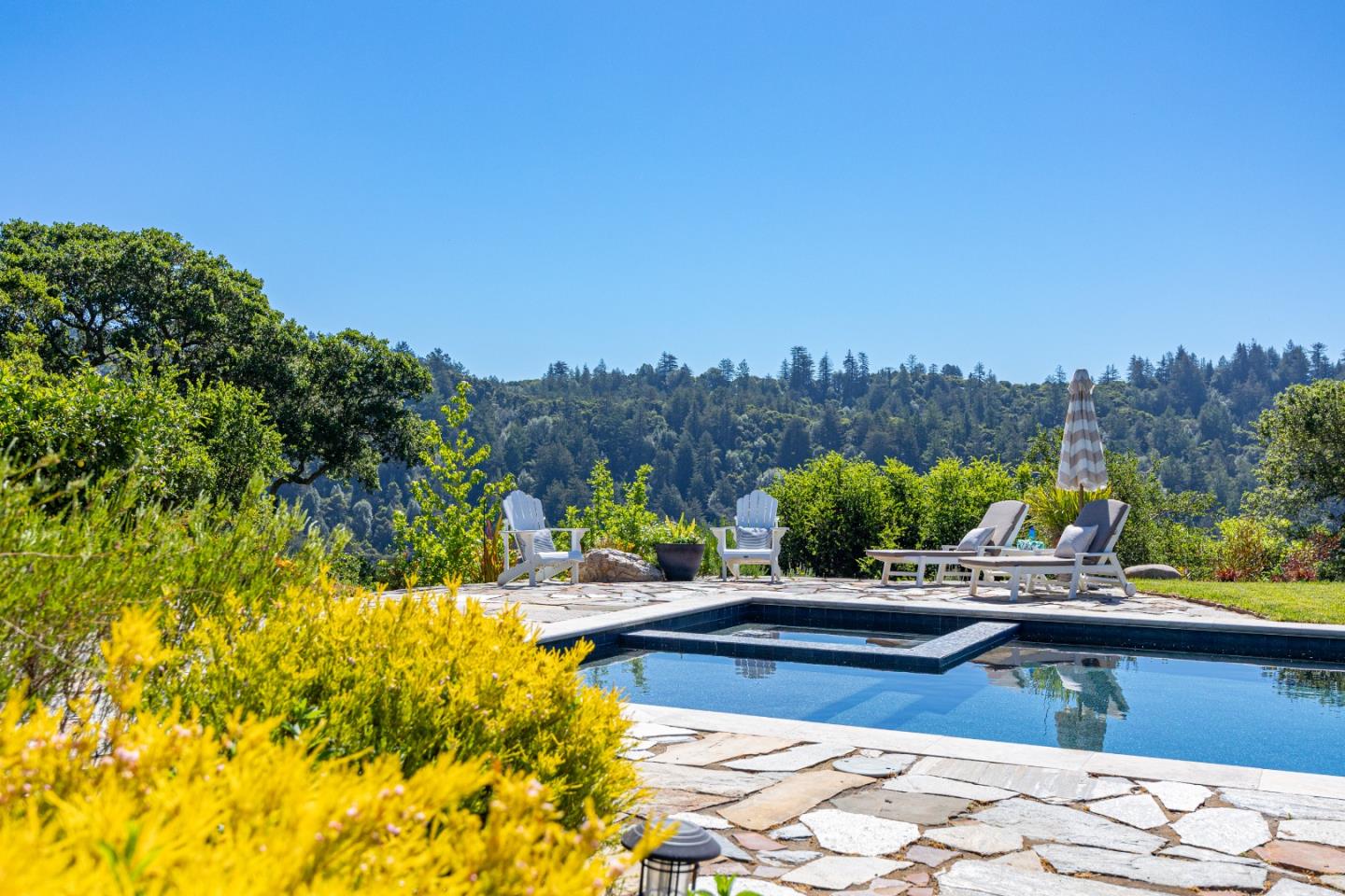 348 Los Robles Road Soquel, CA 95073 - Photo 6 of 87