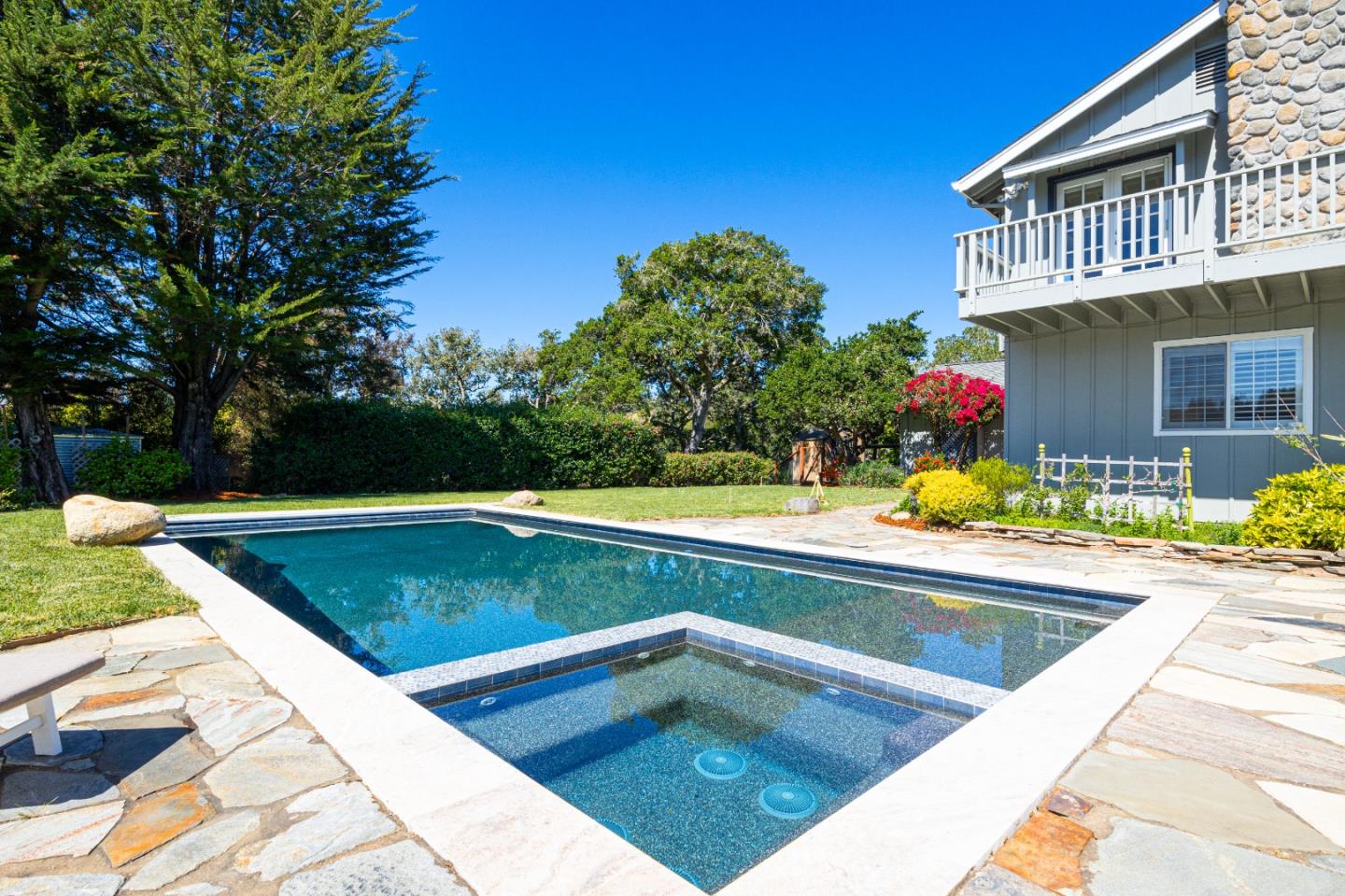 348 Los Robles Road Soquel, CA 95073 - Photo 7 of 87