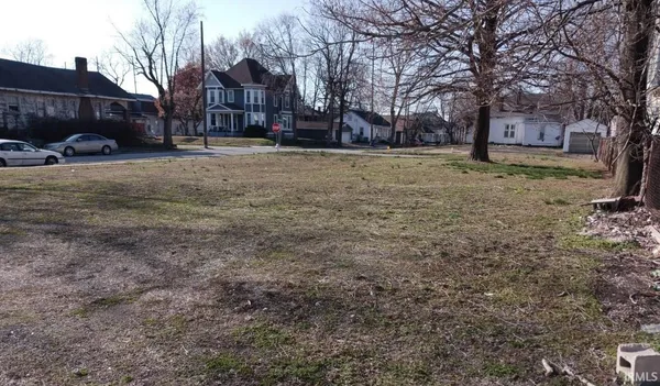 $58,900 | 801 North 6th Street, Vincennes, IN 47591