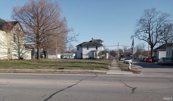 $58,900 | 801 North 6th Street, Vincennes, IN 47591