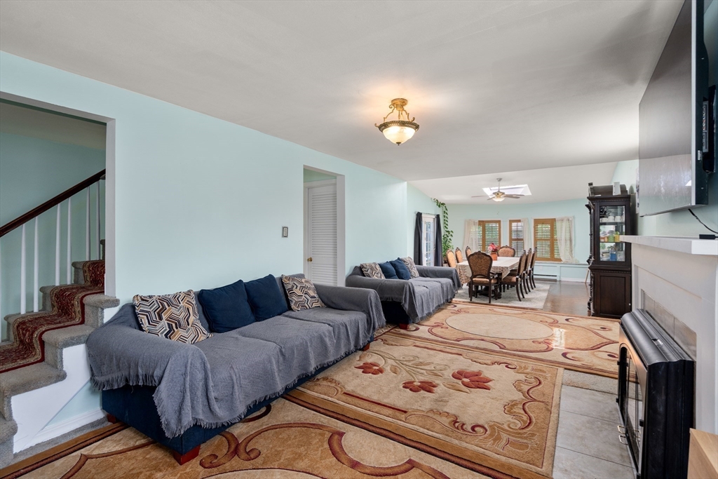 423 Tiffany Street Springfield, MA 01108 - Photo 13 of 37 Gallery Image 13