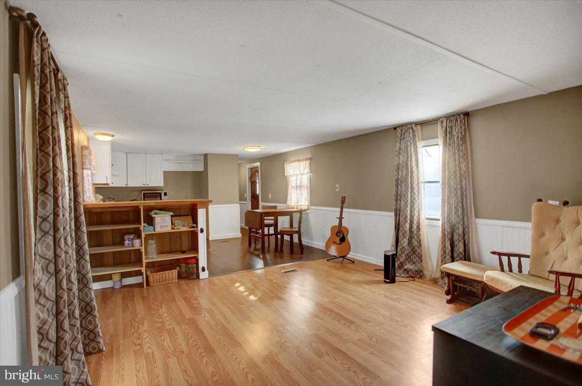 15673 North Young Road, Unit 22 Greencastle, PA 17225 - Photo 5 of 26 Living Room