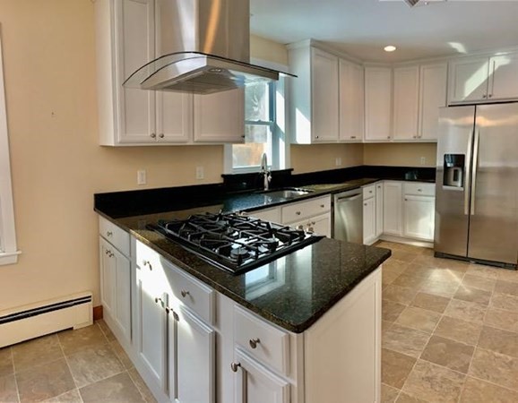 19 Roland Street Holyoke, MA 01040 - Photo 12 of 38 Gallery Image 12