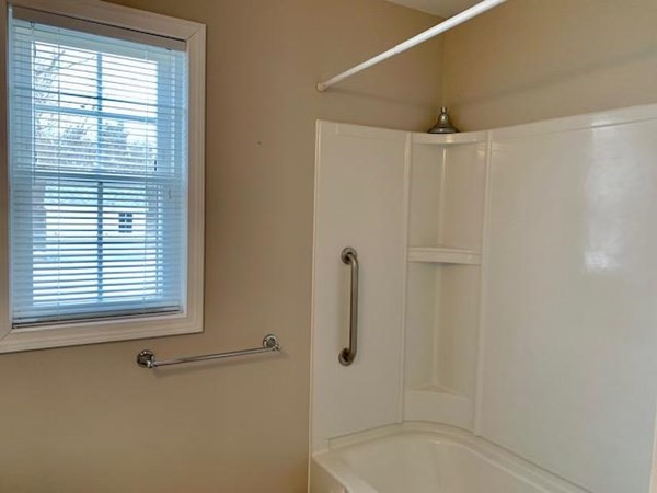 19 Roland Street Holyoke, MA 01040 - Photo 24 of 38 Gallery Image 24