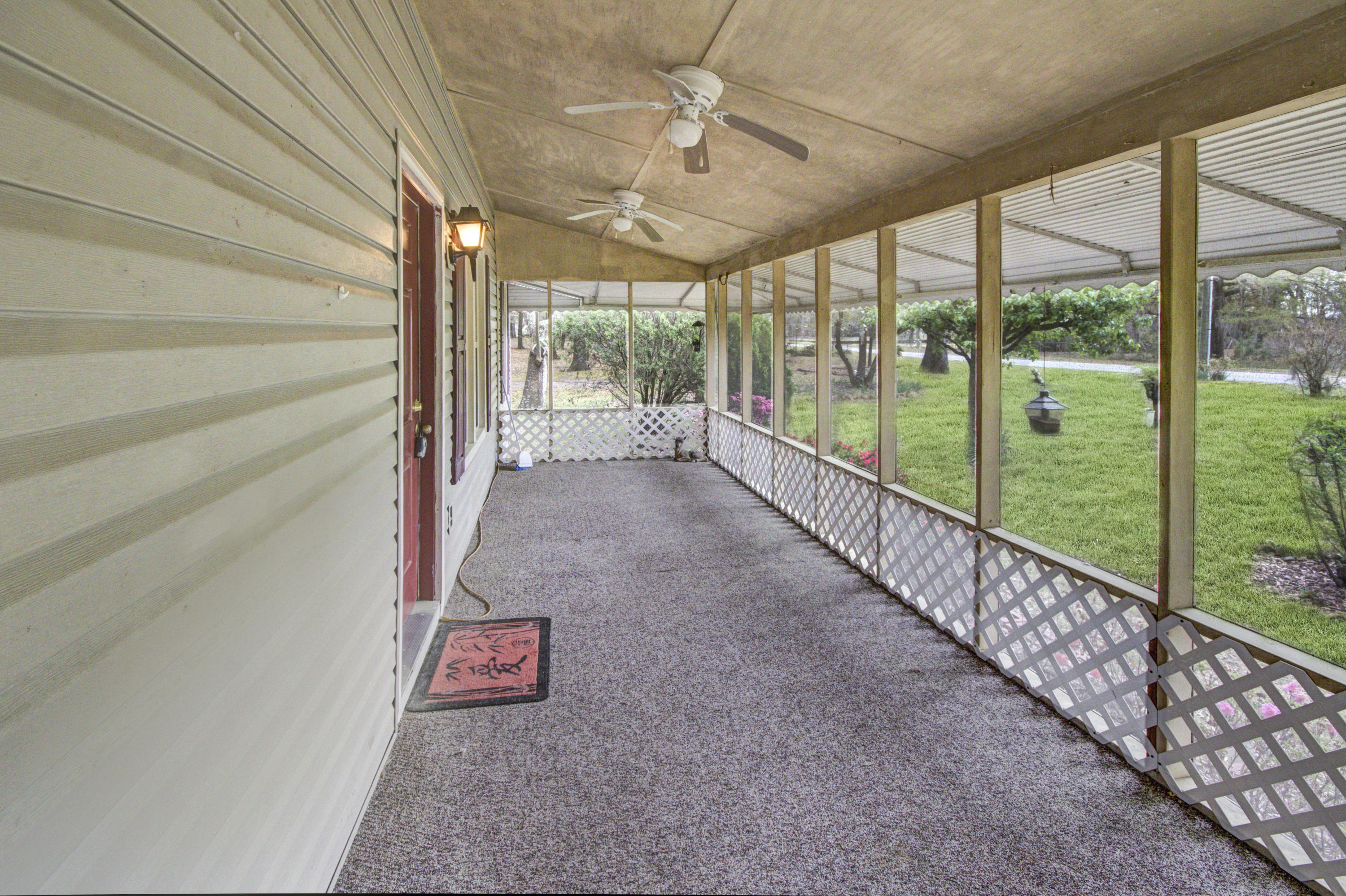 3073 Princess Pond Road Summerton, SC 29148 - Photo 7 of 24 Front Screen In Porch