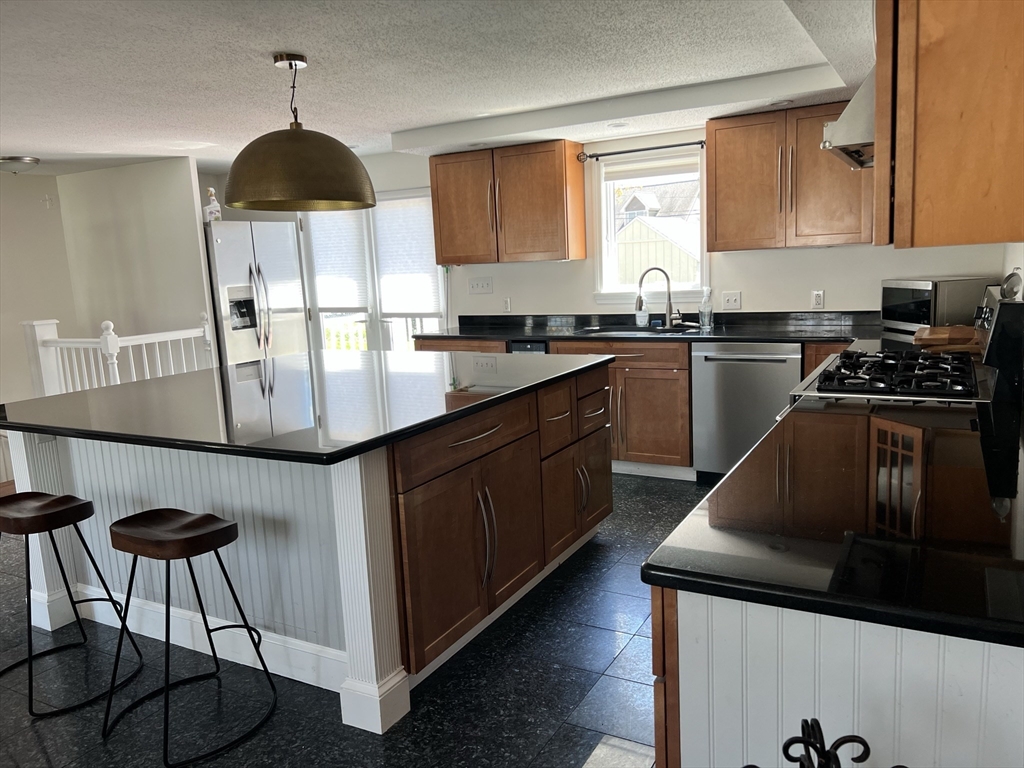 12 Gassett Road Westford, MA 01886 - Photo 2 of 38