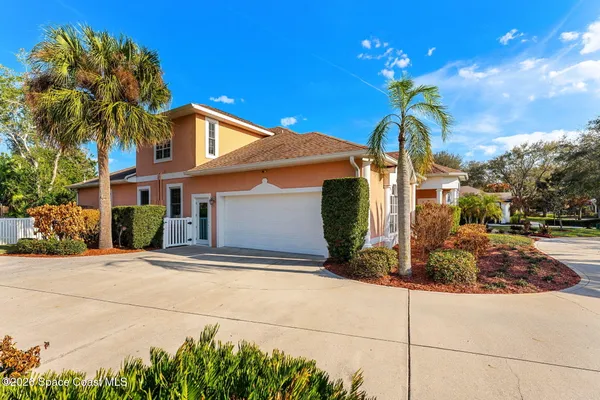 $1,075,000 | 3130 Southern Oaks Drive, Merritt Island, FL 32952