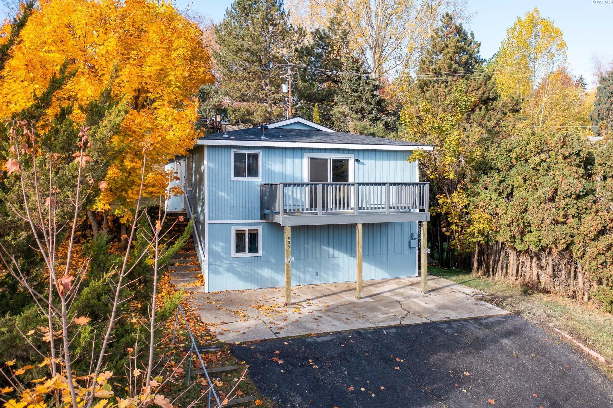 805 Southwest State Street Pullman, WA 99163 - Photo 1 of 37 Gallery Image 1