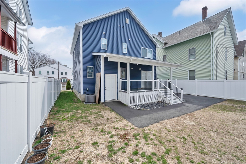 42 Ringgold Street Springfield, MA 01107 - Photo 34 of 38