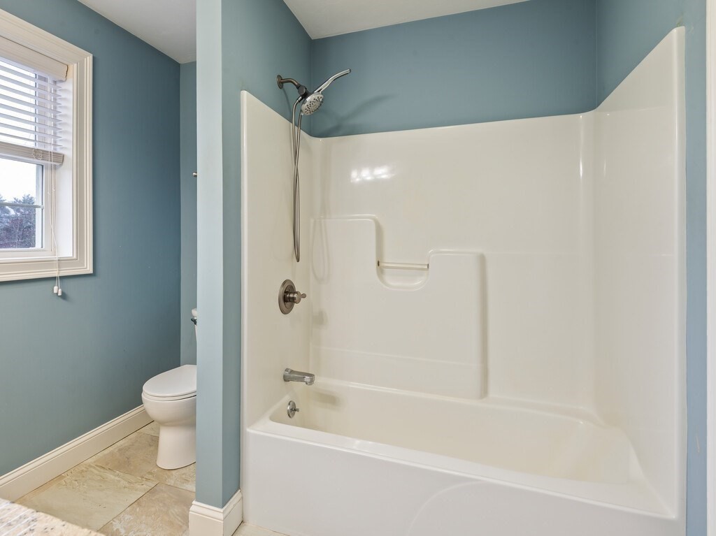 32 Jennings Road Charlton, MA 01507 - Photo 27 of 42