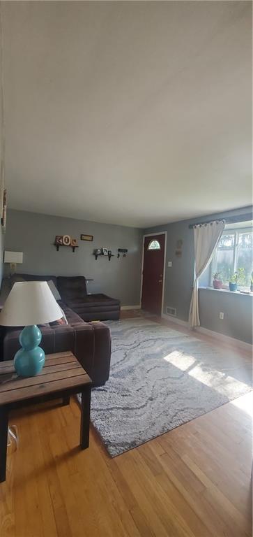 214 Waynesburg Road Washington, PA 15301 - Photo 3 of 15