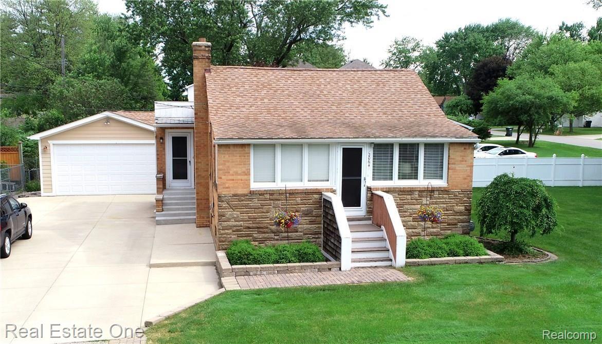 2064 Grace Avenue Rochester, MI 48309 - Photo 1 of 20 1.JPG
