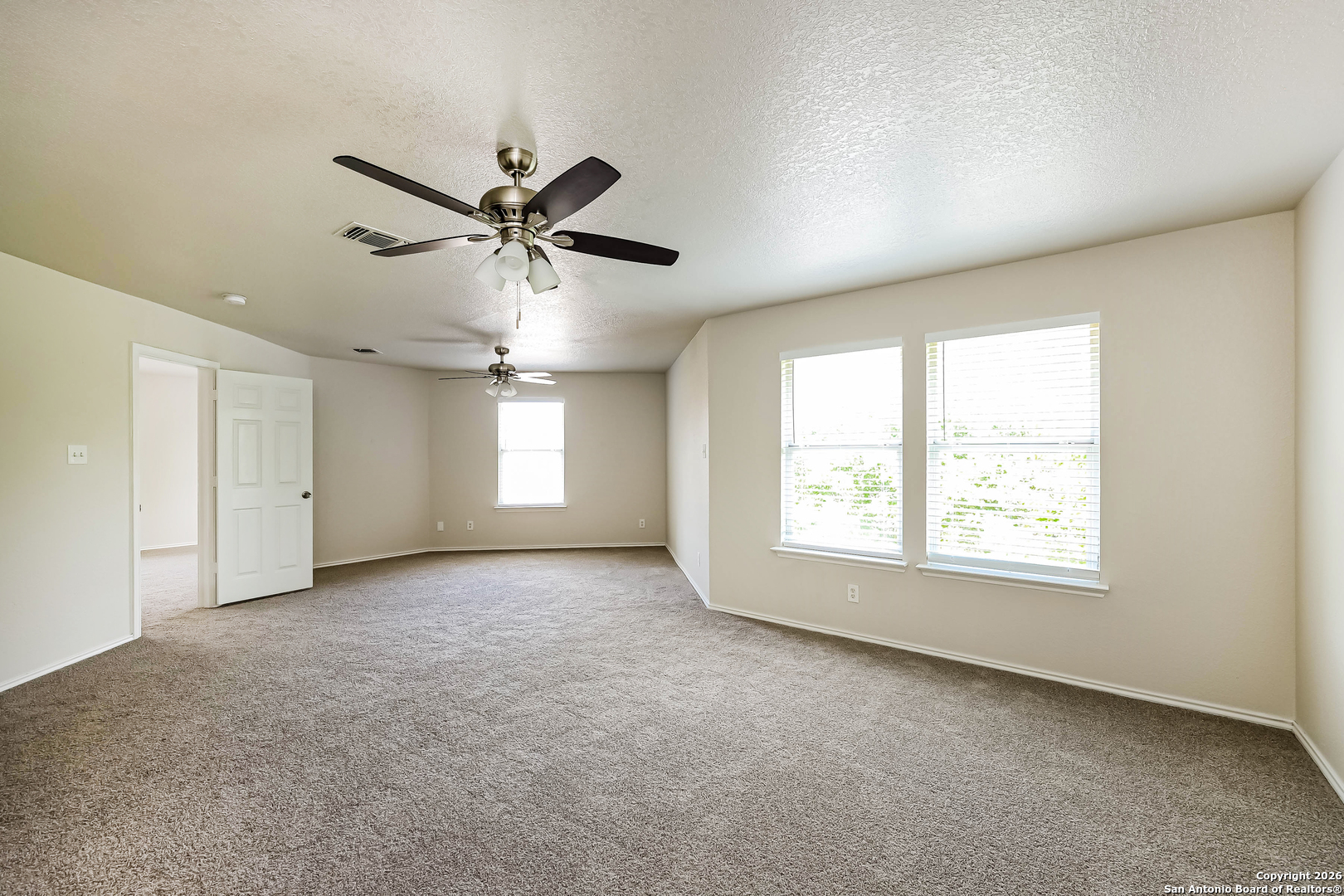 7422 Copper Mesa Converse, TX 78109 - Photo 9 of 17