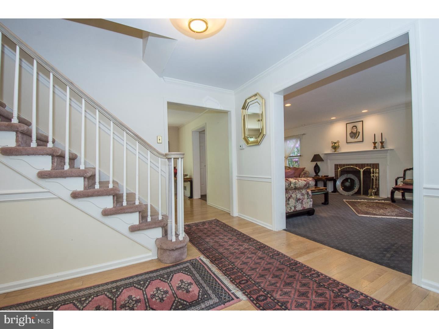 304 Oxford Road Villanova, PA 19085 - Photo 2 of 25