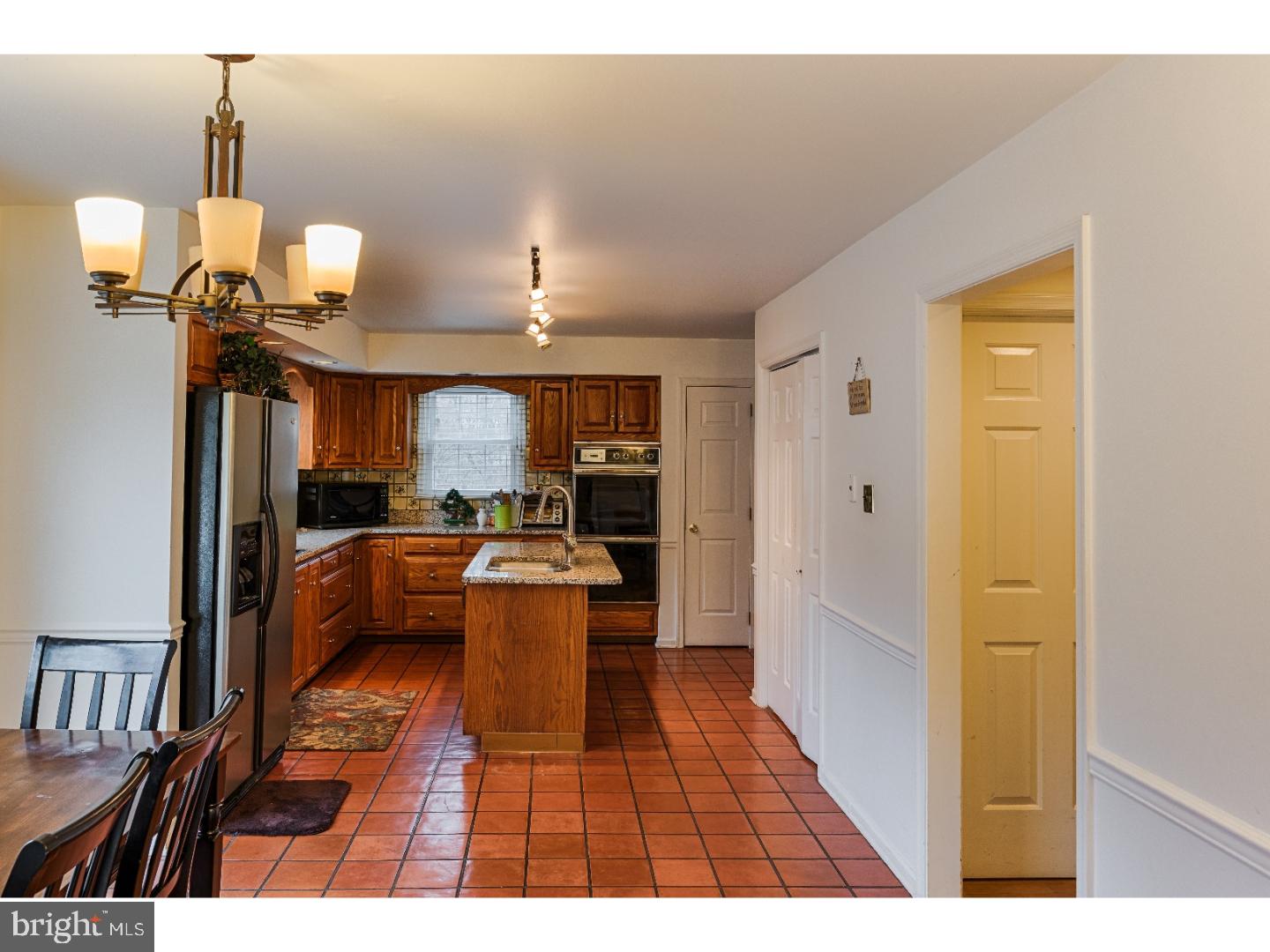 304 Oxford Road Villanova, PA 19085 - Photo 12 of 25