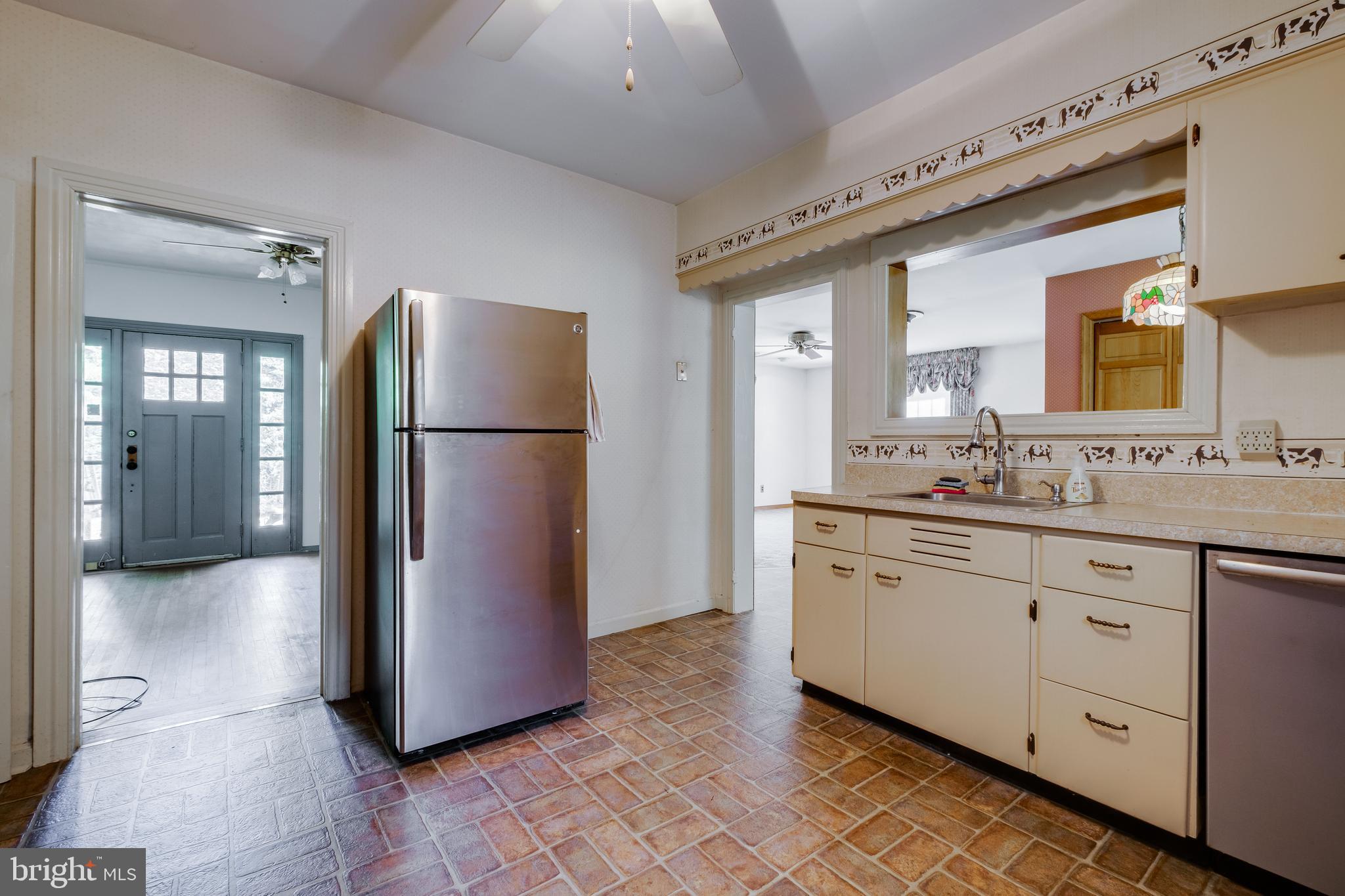 114 Berlin Road South Lindenwold, NJ 08021 - Photo 10 of 42 Stainless Steel Appliances