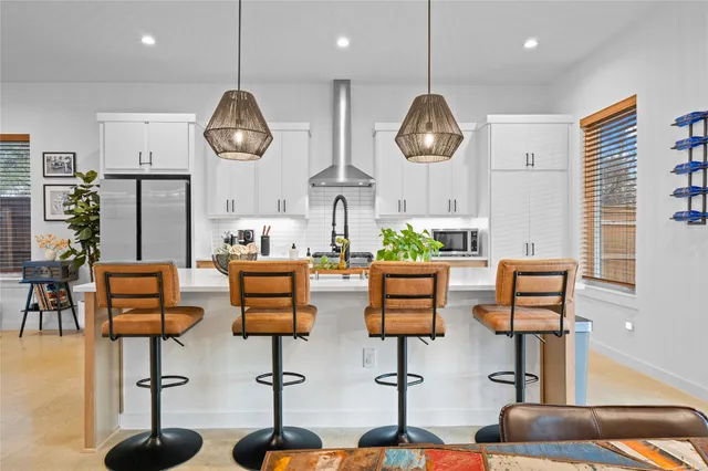 $840,000 | 205 West Croslin Street, Unit 1, Austin, TX 78752