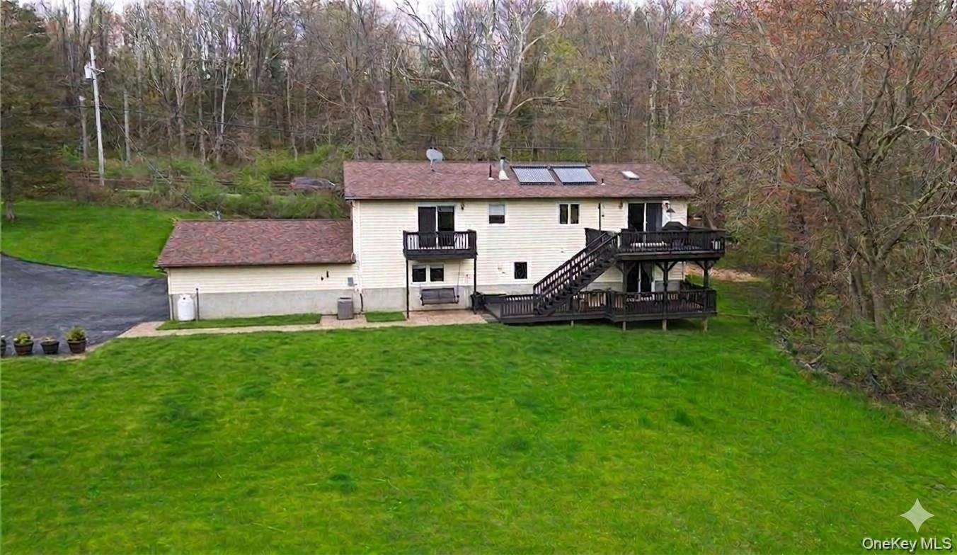 26 Waterbury Road Warwick, NY 10990 - Photo 3 of 32