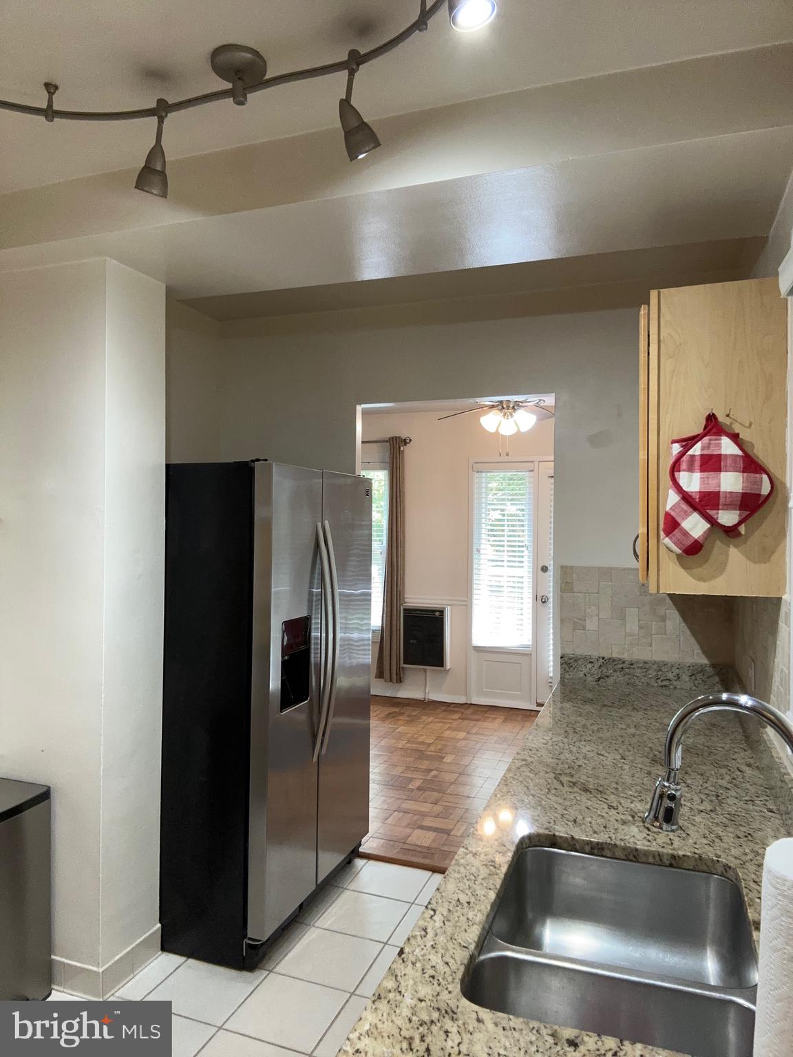 1718 Preston Road Alexandria, VA 22302 - Photo 7 of 19 Galley Kitchen