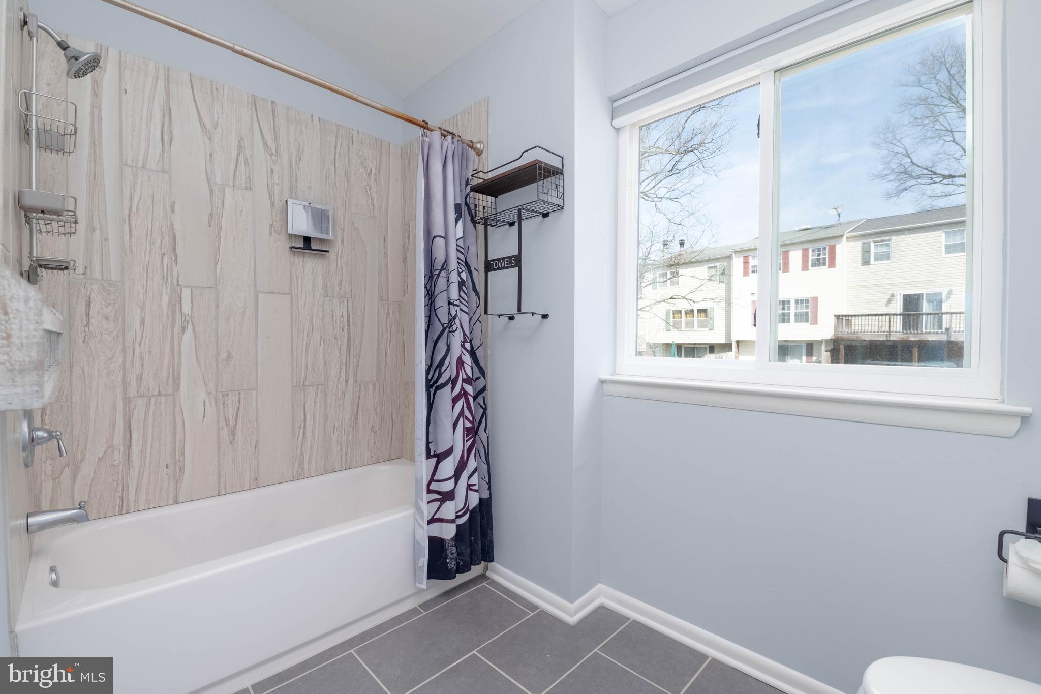 10 Millwheel Court Baltimore, MD 21236 - Photo 29 of 52 Upper Primary Bath