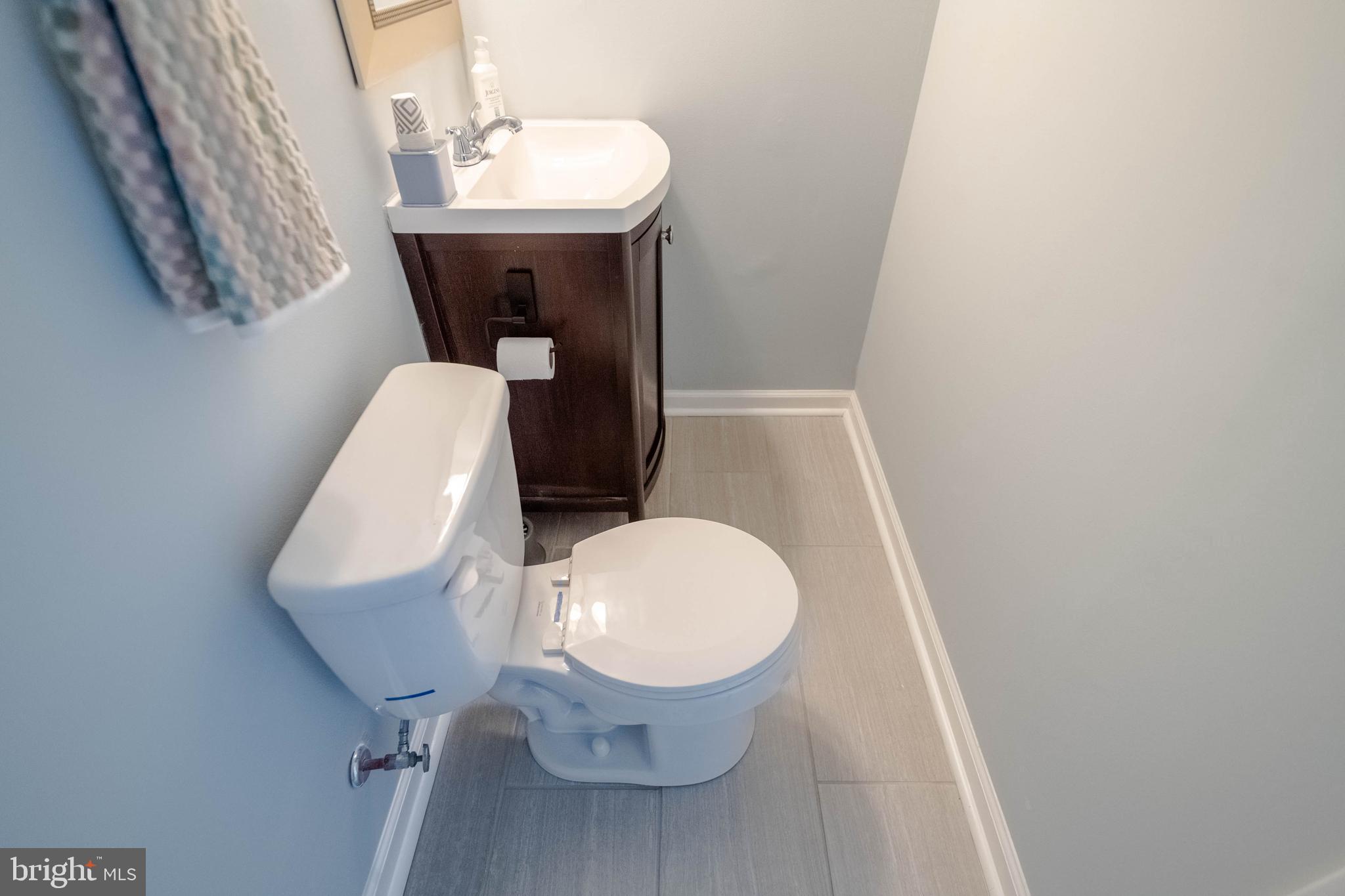 10 Millwheel Court Baltimore, MD 21236 - Photo 40 of 52 Lower-Level Half Bathroom
