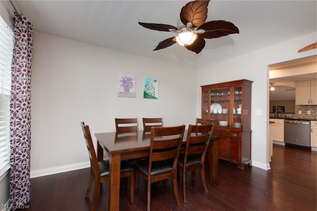 726 Quentin Road Eastlake, OH 44095 - Photo 4 of 25 Gallery Image 4