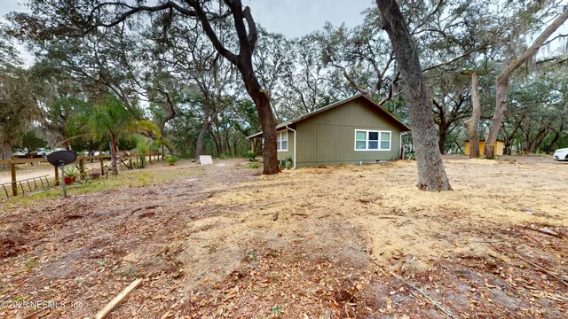 $1,500 | 201 Florence Avenue, Interlachen, FL 32148