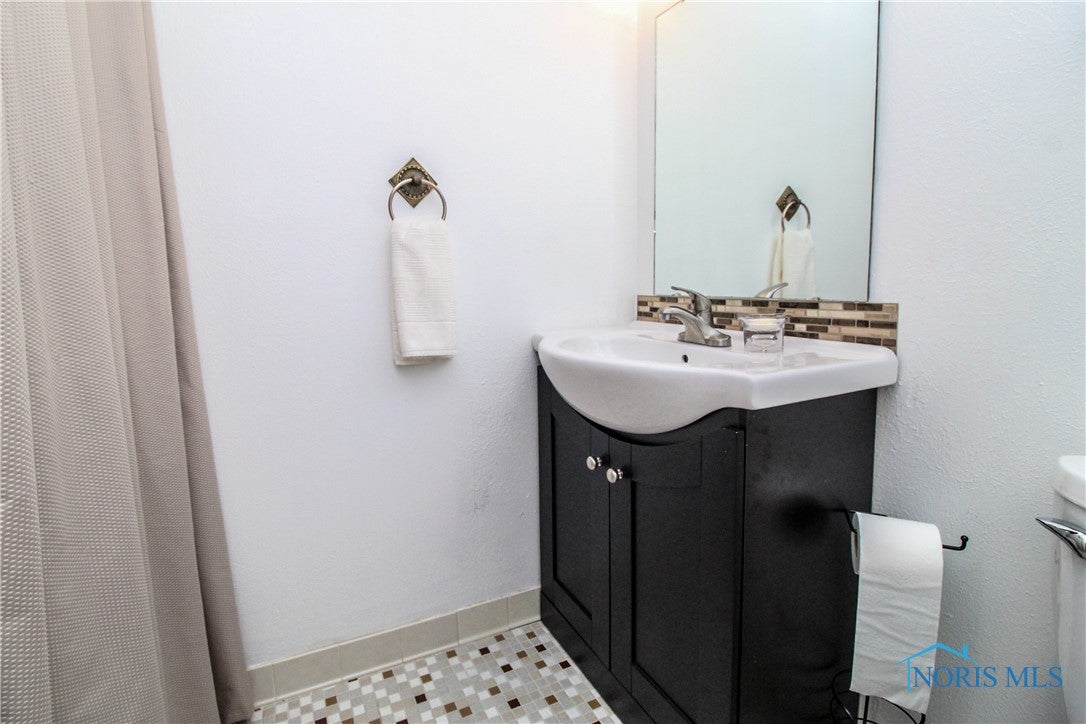 2416 Wealdstone Road Toledo, OH 43617 - Photo 43 of 50 Gallery Image 43