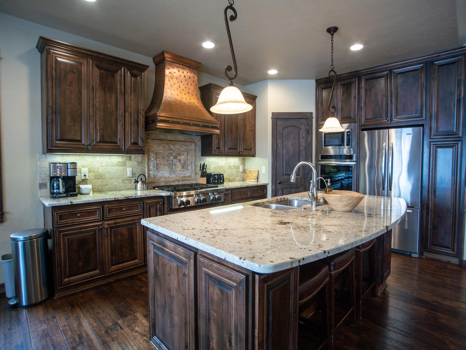 56558 Dancing Rock Loop Bend, OR 97707 - Photo 10 of 33 kitchen (1)