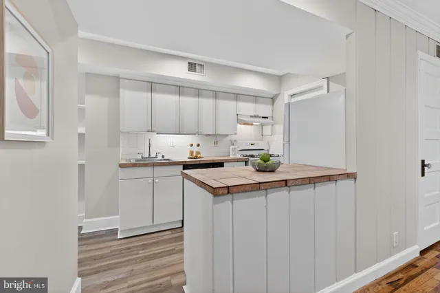 $1,295,000 | 1510 R Street Northwest, Washington, DC 20009