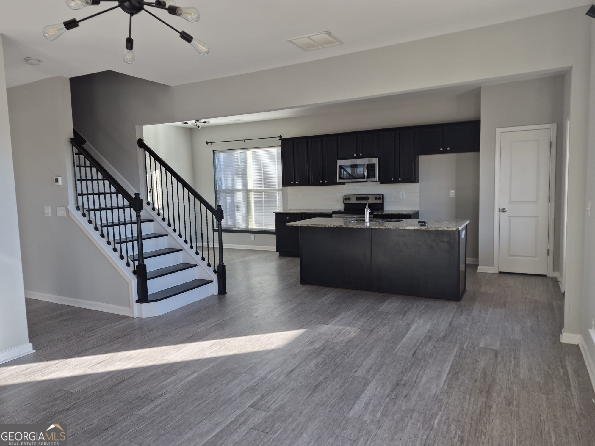 1506 Charcoal Ives Road Lawrenceville, GA 30045 - Photo 11 of 37