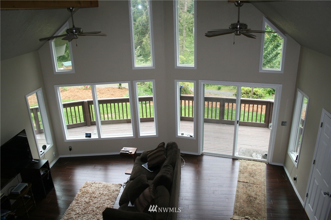871 Si Town Road Castle Rock, WA 98611 - Photo 5 of 16 Gallery Image 5