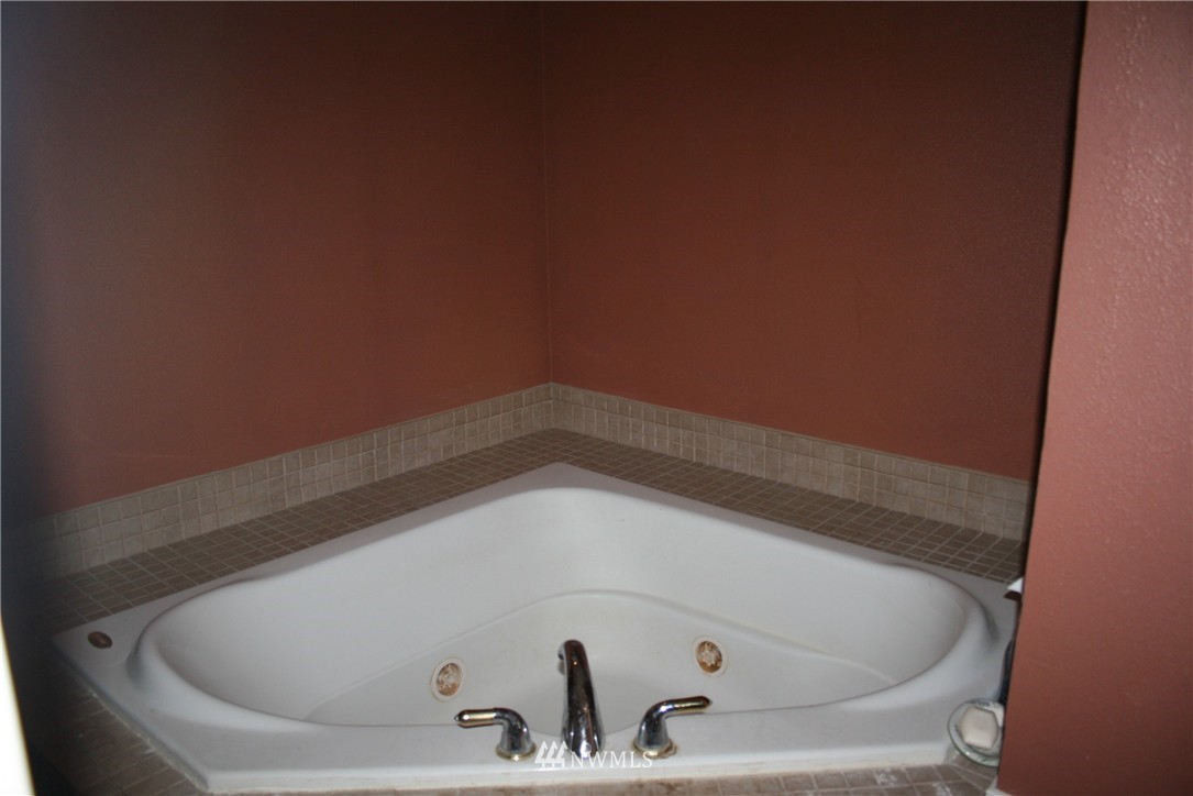 871 Si Town Road Castle Rock, WA 98611 - Photo 9 of 16 Gallery Image 9