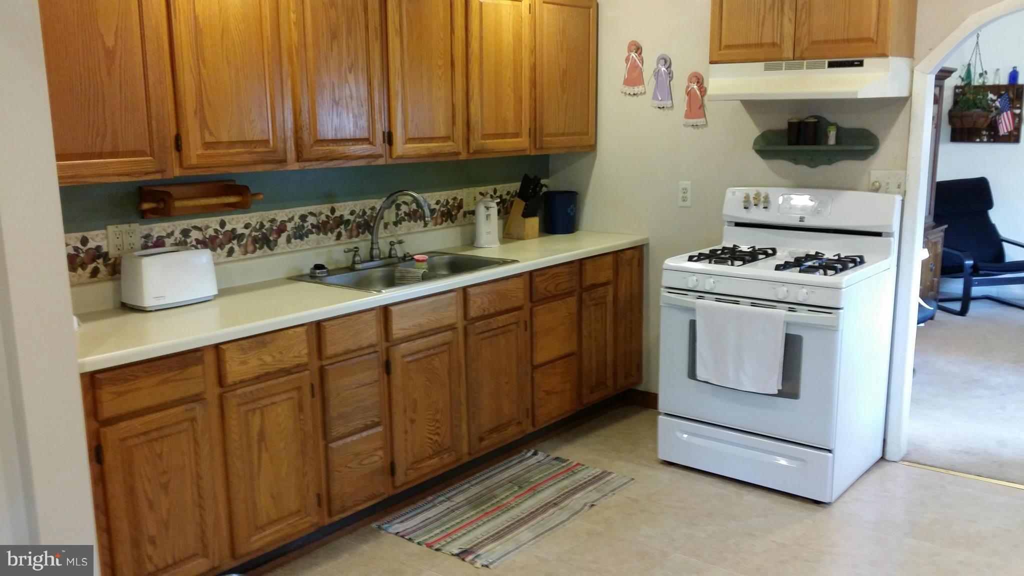 1446 Kent Road Baltimore, MD 21221 - Photo 2 of 12 Kitchen