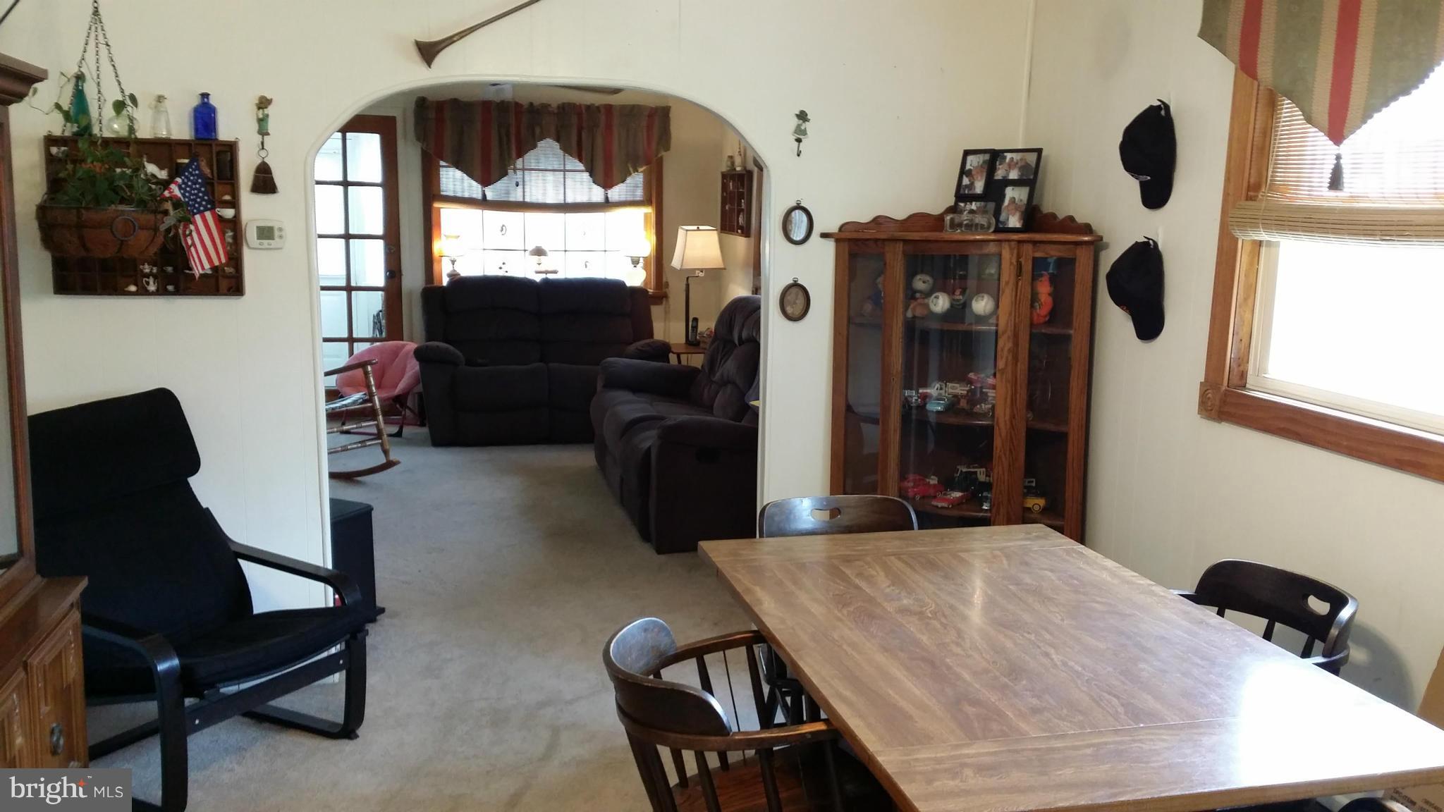 1446 Kent Road Baltimore, MD 21221 - Photo 3 of 12 Dining Room