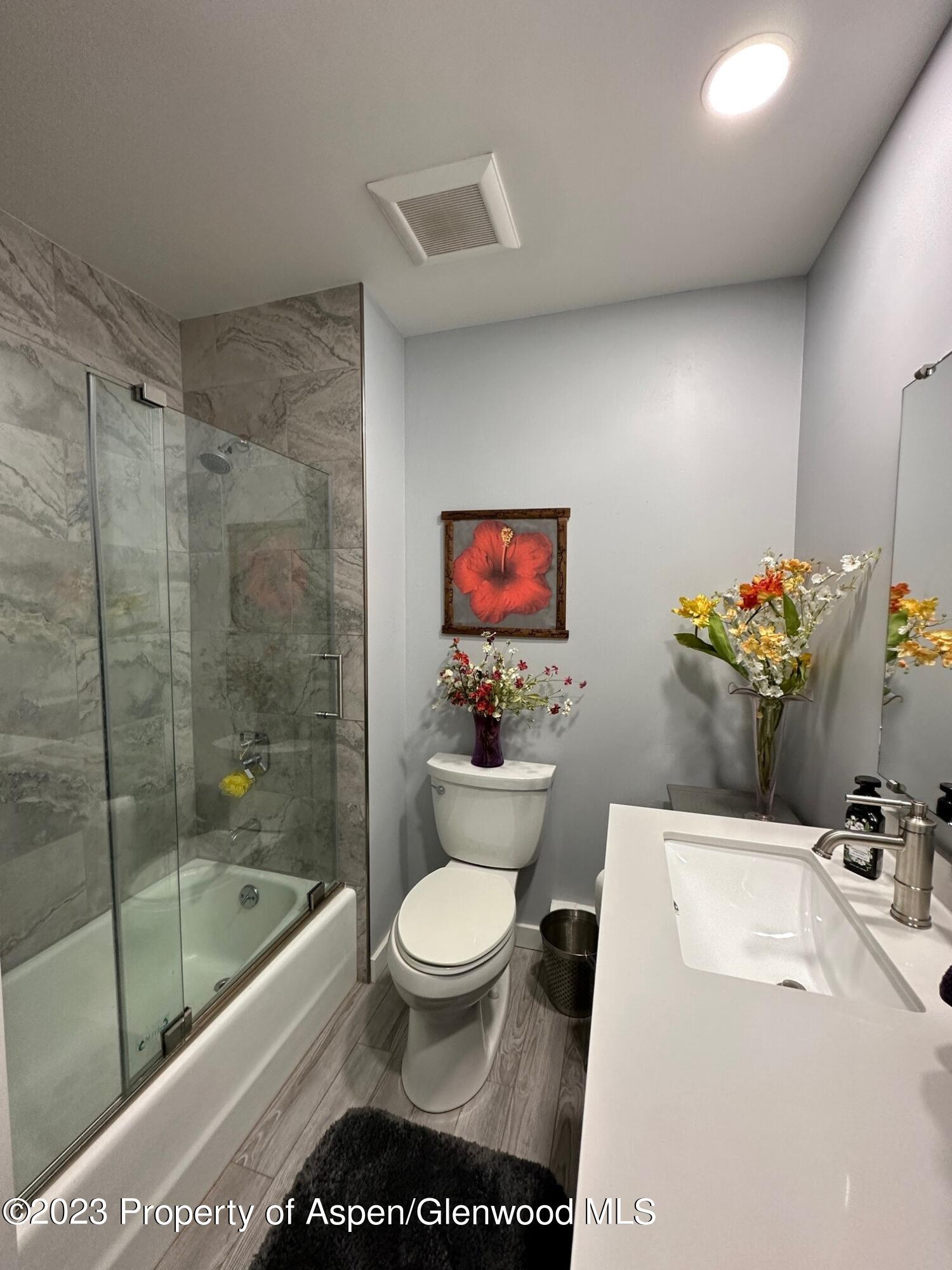 426 Will Avenue Rifle, CO 81650 - Photo 21 of 27 Upstairs Bathroom 1