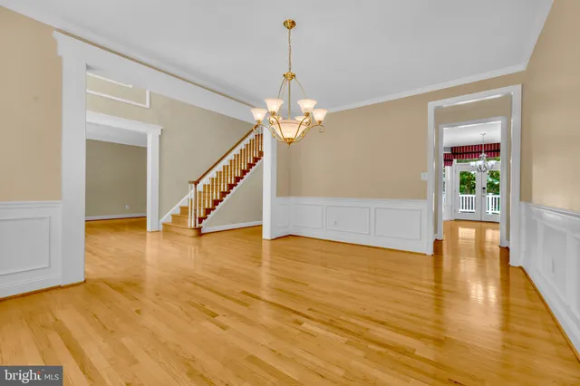 $999,900 | 5257 Ferry Branch Lane, Lothian, MD 20711