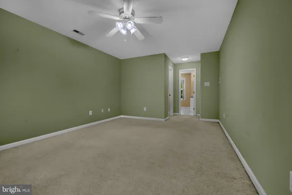 $950,000 | 5257 Ferry Branch Lane, Lothian, MD 20711